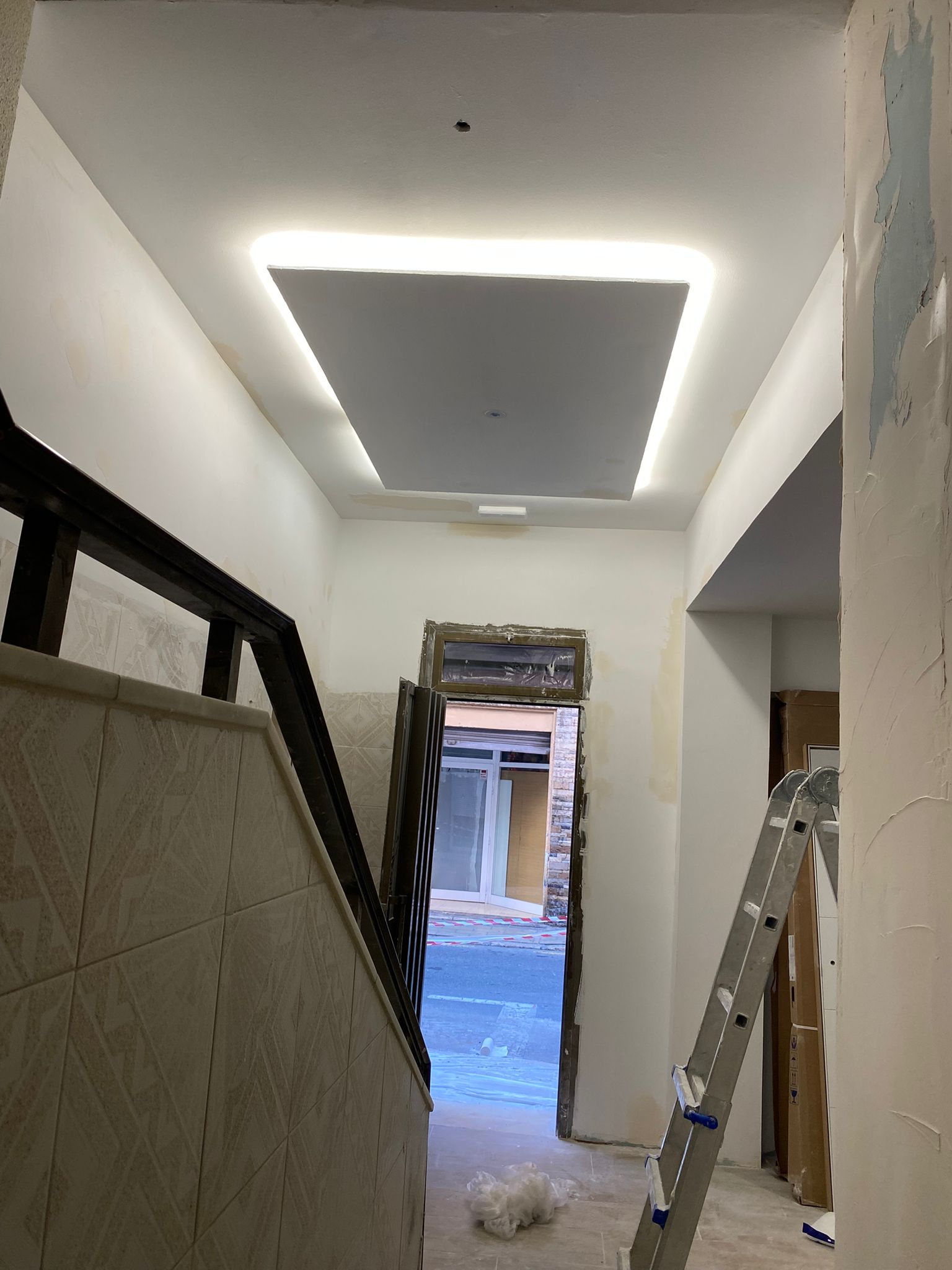Instalación de iluminación LED en vivienda de Alicante